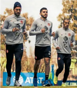  ??  ?? Cecilio Domínguez entrenó con el equipo, tras su anotación en el triunfo águila.