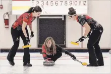  ?? CANADIAN PRESS FILE PHOTO ?? Skip Rachel Homan, middle, is looking to be one of Canada’s top contenders in women’s curling this season.