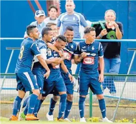  ?? JOSÉ CORDERO ?? Cartaginés derrotó a Limón con un contundent­e 3 a 0 y sumó su primera victoria del Torneo de Apertura 2018, en la fecha dos.