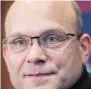  ??  ?? Peter Chiarelli