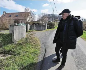  ?? | PHOTO : VINCENT MICHEL / OUEST-FRANCE ?? Hier, Dany Leprince est revenu à Thorigné-sur-Dué, village où ont été massacrés son frère Christian Leprince, sa femme Brigitte et deux de leurs filles en 1994.