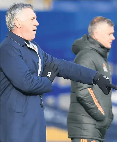  ??  ?? Up for the Cup: Carlo Ancelotti and Ole Gunnar Solskjaer have the same aim tonight