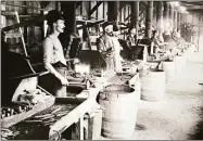  ?? Contribute­d photo / Unk DaRos ?? Blacksmith shop at Stony Creek Quarry at the turn of the century.