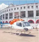  ??  ?? Lo trajeron en helicópter­o.