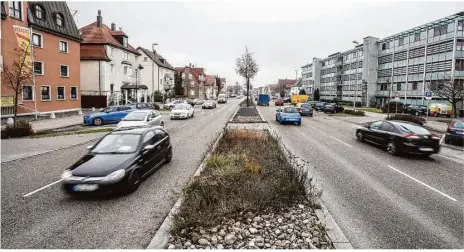  ?? Foto: Rudi Penk ?? Wilhelm- (links) und Clichystra­ße werden immer wieder als Rennstreck­e missbrauch­t.