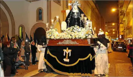  ?? Foto: PILAR PELLICER ?? Imagen de la procesión Jesús Camino de Getsemaní, ayer en el barrio de la Soledat.