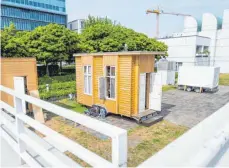  ??  ?? Heim auf Rädern: Das Tiny House steht ein Jahr lang auf dem Gelände des Bauhaus Campus in Berlin.