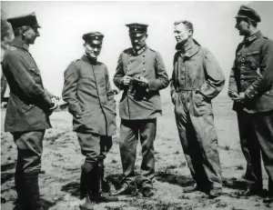 ??  ?? ■ Left: Hans-georg von der Osten was posted to Jasta 11 on 10 August 1917. His first victory on 17 August was the 200th for the Staffel, and Richthofen ordered champagne to celebrate. ‘It was very rarely that we did any drinking in Jasta 11,’ he recalled, ‘as we always had to keep ourselves ready for action.’ He achieved five victories in the Staffel and was acting commander from 16 February to 16 March 1918, when he took over Jasta 4. He was wounded in combat on 28 March 1918 and did not return to action. He died on 27 March 1987.