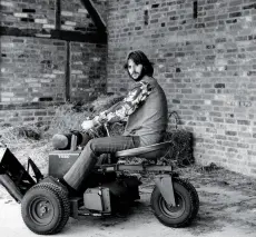  ??  ?? A DAY IN THE LIFE [ TOP LEFT ] Ringo riding a tractor at his Brookfield Estate in Surrey, 1969, before selling the property to Stephen Stills.