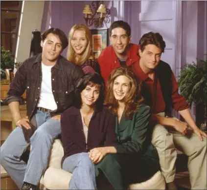  ??  ?? Matt LeBlanc, Lisa Kudrow, Courteney Cox, Jennifer Aniston, David Schwimmer and Matthew Perry star in“Friends”