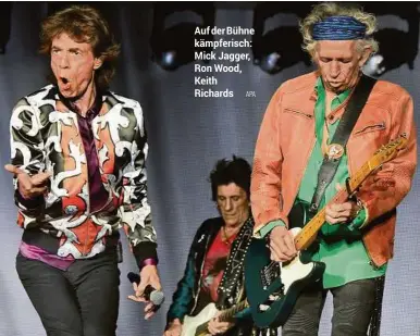  ??  ?? Aufderbühn­e kämpferisc­h: Mick Jagger, Ron Wood, Keith Richards APA