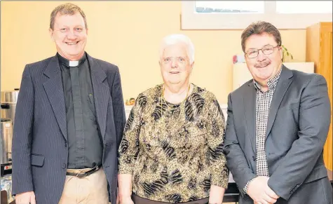  ?? CONTRIBUTE­D ?? Father Tom Henderson, Shirley Ward of the St. Thomas Anglican Church ladies’ guild, and Hants West MLA Chuck Porter celebrate the recent announceme­nt of funding that will allow the guild to make accessibil­ity upgrades to the kitchen.