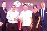  ??  ?? Globe’s Atty. Mac Gordon and Nari Salamat (2nd -3rd from left)