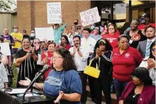  ?? Brett Coomer/Staff file photo ?? Ruth Kravetz, co-founder of Community Voices for Education, has questioned the possibilit­y of HISD closing schools.