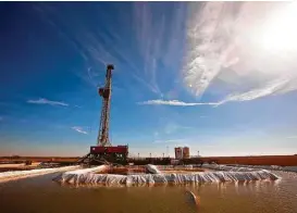  ?? James Durbin / Midland Reporter-Telegram file ?? With 212 rigs operating in it, the Permian Basin accounts for more than 40 percent of the nation’s onshore drilling rigs.