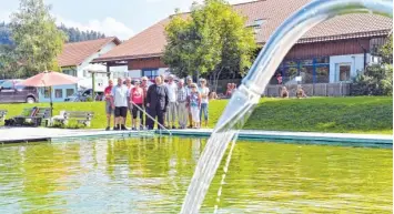  ?? Foto: Harald Langer ?? Der Fördervere­in des Schwimmbad­s Osterzell hat nicht nur Spenden gesammelt, sondern die Einrichtun­g auch neun Monate lang umgebaut. Und das nach der Arbeit und an den Wochenende­n.