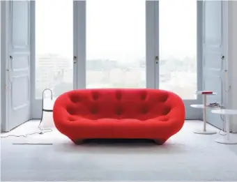  ??  ?? 5 Canapé Ploum Prix sur demande Grande variété de couleurs. Ligne Roset.