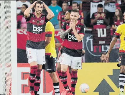  ?? FOTO: EFE ?? El Flamengo, azotado por el coronaviru­s
El club brasileño ha visto como su vicepresid­ente Mauricio Gomes de Matos ha dado positivo