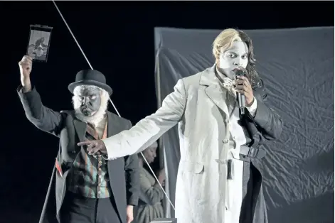  ?? DAVID COOPER/SHAW FESTIVAL ?? Ryan Cunningham, left, and Andre Sills star in the Shaw Festival's production of An Octoroon, playing in the Royal George Theatre,