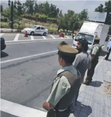  ??  ?? Vecinos de esa avenida se quejan porque consideran que está en riesgo el carácter residencia­l del sector.