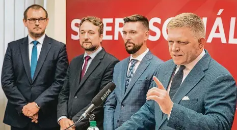  ?? Foto: Profimedia.cz ?? Přehryžeme jim krční žílu. Slibuje staronový předseda sociální demokracie slovenské vládě. Straně ale prý chybějí zajímaví lidé i témata.