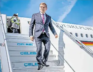  ?? FOTO: MICHAEL KAPPELER/DPA ?? Viel unterwegs – in China aber nicht willkommen: Außenminis­ter Johann Wadephul (CDU), hier bei seinem Besuch in der Türkei.