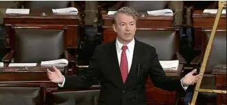  ?? TV do Senado via Associated Press ?? O senador republican­o Rand Paul, que atrasou a votação da lei orçamentár­ia na quinta (8)