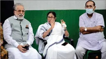  ?? PIC/MPOST ?? Mamata Banerjee at Esplanade on Wednesday to oversee preparatio­ns for the Martyrs’ Day mega rally