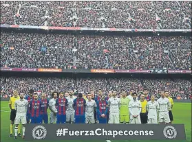  ?? FOTO: P. PUNTÍ ?? Clásico solidarios Posaron juntos en el minuto de silencio dedicado al Chapecoens­e