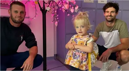  ?? ?? FINALIST:
Matthew Tonks, left, with Elsie and her Dad Danny Harper at the neonatal unit.