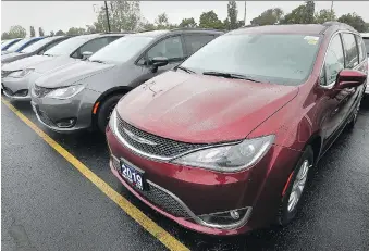  ?? DAN JANISSE ?? Automobile Parts Manufactur­ers’ Associatio­n head Flavio Volpe says regardless of the changing standards, the Windsor-built Chrysler Pacifica is well-positioned in the market.