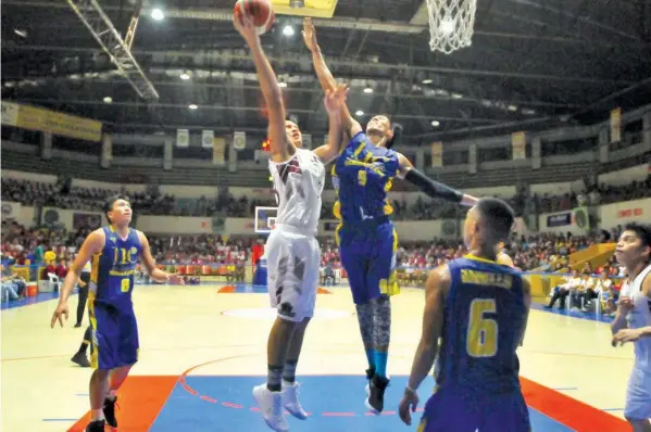  ?? PAUL JUN E. ROSAROSO ?? The UC Webmasters hope to reassert their mastery over the SWU-Phinma Cobras when they take on each other anew in the tournament today at the Cebu Coliseum.
CESAFI men's basketball