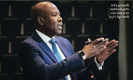  ?? | WALDO SWIEGERS / Bloomberg ?? Lesetja Kganyago, governor of South Africa’s central bank, at a news conference following a monetary policy committee meeting in Pretoria yesterday. The South African economy entered its first recession since 2009 in the second quarter.