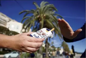  ?? (Photo Jean-François Ottonello) ?? Pour ne plus à toucher à une cigarette, tout est question de mental.