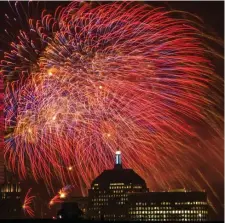  ?? GeTTy Images ?? ROCKETS’ RED GLARE: The Fourth of July celebrates the founding of an ideal and the hope for a better world.