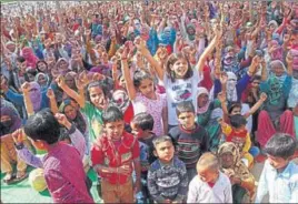  ??  ?? Children join their parents at the ongoing 'Jat Nyay Dharna' at Jassia village in Rohtak district on Saturday. MANOJ DHAKA/HT