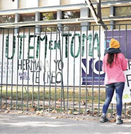  ??  ?? ► Hay 15 institucio­nes de educación superior en tomas o paros por demandas feministas.