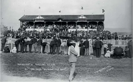  ?? MANAWATU¯ HERITAGE ?? Race day at the Manawatu¯ Racing Club in 1895, two years before the death of top young sports journalist George Slater.
George Slater’s headstone at the Terrace End cemetery is inscribed with a poem and the words: ‘‘Friendship’s token. From post to paddock.’’