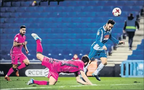  ?? LLIBERT TEIXIDÓ ?? Demasiados asientos vacíos, una realidad que el Espanyol quiere revertir cuanto antes en el RCDE Stadium