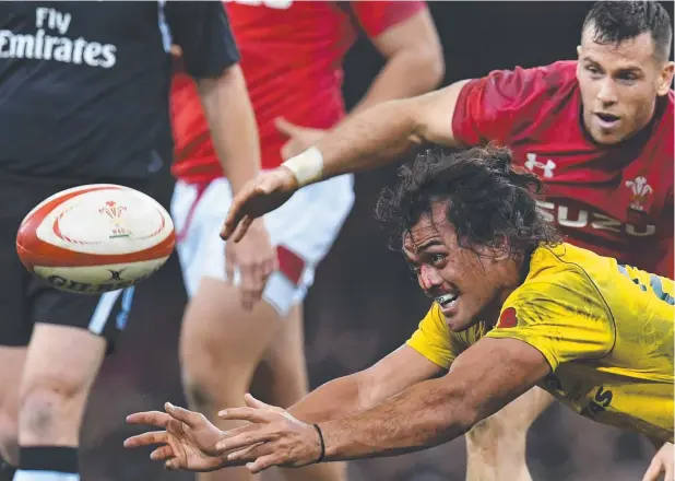  ?? Picture: AFP ?? POWER PLAY: Karmichael Hunt will remain in his supersub role for the Wallabies as coach Michael Cheika looks to his ball runners to pressure England.