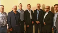  ?? Foto: Stefan Heichele ?? Die Mitglieder der Freien Wähler in Dinkelsche­rben: (von links) Josef Vogele, Stefan Steinbache­r, Thomas Kraus, Peter Kraus, Gernot Ritter und die Vorsitzend­en des FWVorstand­es Andreas Walter und Stefan Heichele.