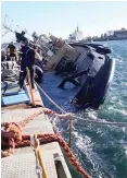  ?? SUPPLIED ?? THE South African Navy said it was investigat­ing the sinking of the decommissi­oned Tug De Mist in Simon’s Town Harbour on Saturday. |