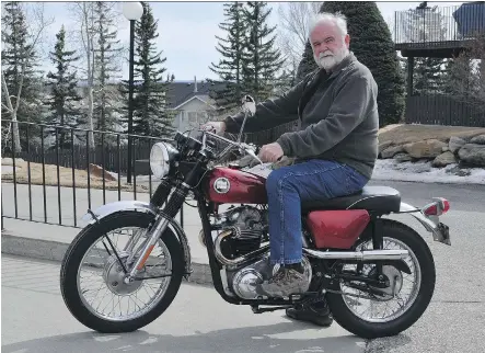  ?? GREG WILLIAMS, DRIVING ?? Keith Macauley sits astride his restored Norton P11. In all, it is thought only 2,500 P11s, P11As and Ranger 750s were made.