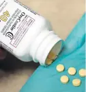  ??  ?? Purdue Pharma introdujo en 1995, OxyContin, su medicament­o estrella.