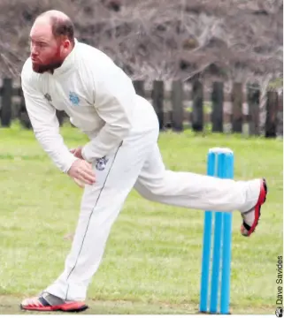  ??  ?? King Cetshwayo spinner Chad Neuhoff ended with figures of 3/11 in 2.3 overs