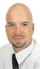  ?? BILD: SN/SPINEDOCTO­RS ?? Bandscheib­envorfälle treten meist überrasche­nd auf. Dr. Florian Johannes Hofmann hilft Ihnen, die passende Therapie zu finden.