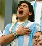  ?? Foto: sampics ?? Maradona, der Patriot, beim Absingen der argentinis­chen Hymne.