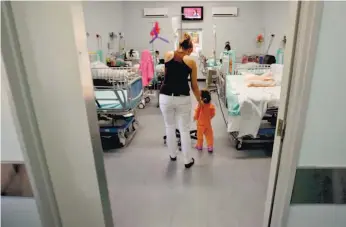  ??  ?? Oncologia pediátrica do Hospital de São João está instalada em contentore­s