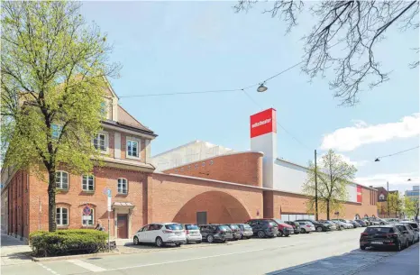  ?? FOTO: ROLAND HALBE ?? Das neue Volkstheat­er in München hat das Bauunterne­hmen Reisch als Generalunt­ernehmer schlüsself­ertig an den neuen Nutzer übergeben. Im neuen Gebäude wird bereits geprobt.