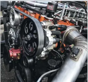 ??  ?? Kenny has plenty of fuel for big power thanks to a set of twin 12mm stroker pumps from Dynomite Diesel Products mounted with a Fleece kit. They feed DDP injectors and pressure is kept under control with an Exergy Engineerin­g 2,400 bar relief valve.
